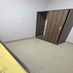 cho thuê 1 phòng ngủ đầy đủ giường tủ bàn