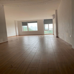 Cho thuê văn phòng 60 m2/tầng tai Làng Việt Kiều Châu Âu