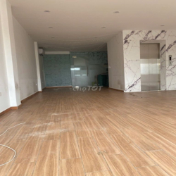 Cho thuê văn phòng 60 m2/tầng tai Làng Việt Kiều Châu Âu