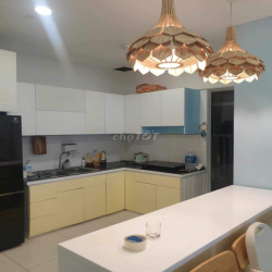 Cho thuê CH 2PN 2WC Full nội thất cực đẹp - Tầng Đẹp Hướng mát - 14tr