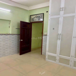 nhà sát phú nhuận bình thạnh