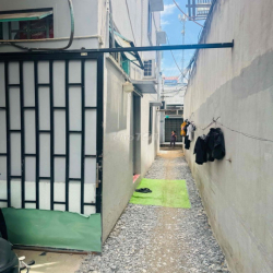 🏦 Nhà mới xây 100% nup hẻm 852 Thống Nhất P15