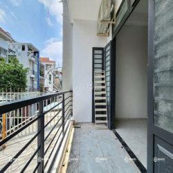 Studio bancol tách bếp ngay sân bay TSN