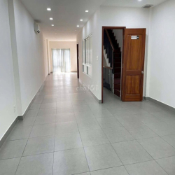 ✅✅Cho thuê nhà 3 Lầu 7 phòng sẵn máy lạnh làm văn phòng