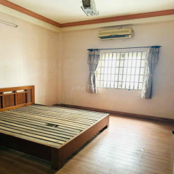 CHO THUÊ NHÀ MẶT TIỀN NỘI BỘ-XE TẢI THÔNG-P10-QUẬN 6