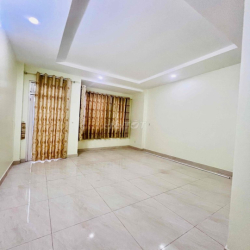Cho Thuê Nhà Rẻ Ngay Ngã Tư Ga DT 110m2 1Trệt 1Lầu 2Pn 2Wc Gần Cầu Đồg