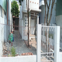 BAN NHÀ CẤP 4 VÀ 2 PHÒNG TRỌ HẺM XE HƠI