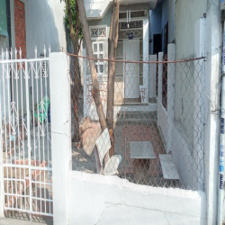 BAN NHÀ CẤP 4 VÀ 2 PHÒNG TRỌ HẺM XE HƠI