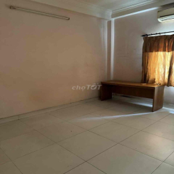 CHO THUÊ NHÀ MẶT TIỀN NỘI BỘ-XE TẢI THÔNG-P10-QUẬN 6