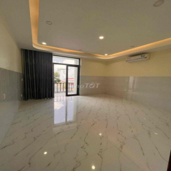 Nhà trệt 3 lầu mới KDC Hưng Phú 1