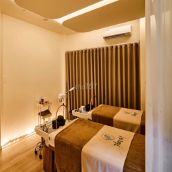 Cho Thuê Nhà Mặt Tiền Nguyễn Cư Trinh, Nguyễn Cư Trinh, Quận 1