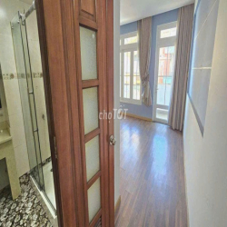 💐 CHO THUÊ NHÀ MT HOA LAN_8x18m_HẦM TRỆT 3 LẦU, PHÒNG RỘNG