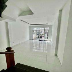 Cho Thuê Nhà Phố DT 240m2 1Trệt 3Lầu 4Pn 5Wc Sân Thượng Gara Ôtô