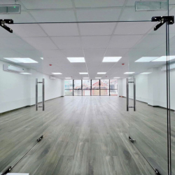 Cho thuê nhà MT Núi Thành Ngay Etown Cộng Hoà, Q.TB, 7x25m, Hầm 1T4L