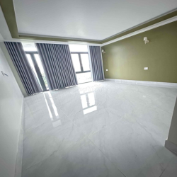 Cho thuê nhà phố 4 tầng mới 100%
