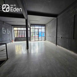 Cho thuê nhà 4 tầng 1000m2 sàn mặt tiền Y Jut – khu thương mại sầm uất