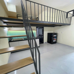 Căn hộ quang trung, gác 1m7