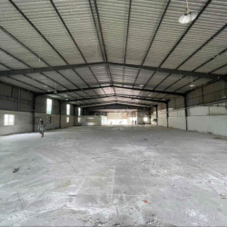 CHO THUÊ 900m2 _ Full Cont Giá tốt