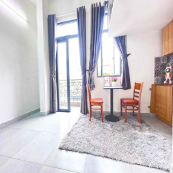 Phòng bancol - full nội thất ngay Âu Cơ giao Luỹ Bán Bích