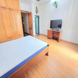 💟 cho thuê nhà phố cổ điển 6pn 5wc có thang máy nguyễn van lượng p10