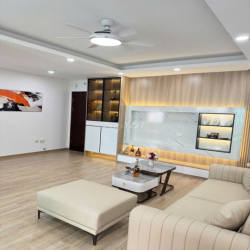Cho thuê căn 90m2 CT2 Bộ Tư Lệnh, 3 ngủ, full  nội thất mới,vào ở ngay