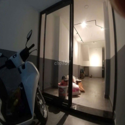 Cho thuê Mặt Tiền 27B Lê Quang Định - Bà Chiểu - 3 Lầu-19tr