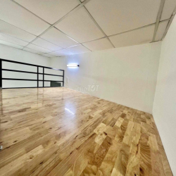 Phòng bancol duplex full nội thất