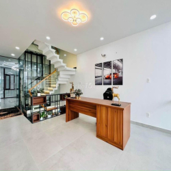 Cho thuê nhà MT 9A Hoa Sứ, P.2, Q. Phú Nhuận