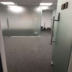 Văn phòng 40m2 giá 9 tr tòa nhà Mặt tiền Nguyễn Minh Hoàng khu K300