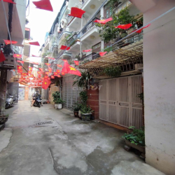 Cho thuê nhà  Bùi Xương Trạch, 46Mx4T, ô tô đỗ cửa, 4 ngủ, 13.5 triệu