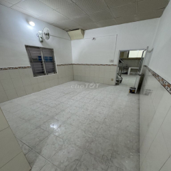 Nhà cho thuê 63m2 hẻm Lê Văn Sỹ - Phú Nhuận (Giáp Quận 3)