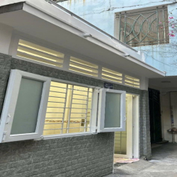 Nhà cho thuê 63m2 hẻm Lê Văn Sỹ - Phú Nhuận (Giáp Quận 3)