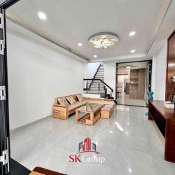 CHO THUÊ NHÀ NGUYÊN CĂN PHÍA BẮC NHA TRANG CÁCH BIỂN CHỈ 300m