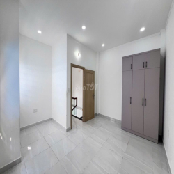 Cho thuê nhà biệt thự tứ lập 2PN 2WC khu oasis city bến cát