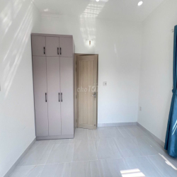 Cho thuê nhà biệt thự tứ lập 2PN 2WC khu oasis city bến cát