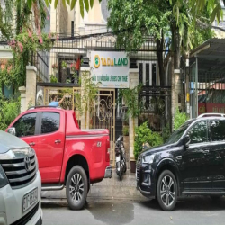 Văn phòng 25m2 ngay khu biệt thự Chu Văn An