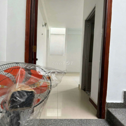 Nhà phố 2 lầu 4p cho thuê dài hạn