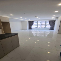 cần cho thuê căn 2pn 1wc 63m2 giá chỉ 12tr/th dọn vào ở liền block H