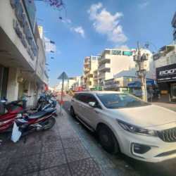 Cho Thuê Lâu Dài Mặt Tiền 6 Tầng - 9PN