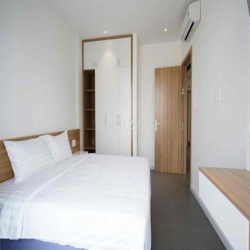 CHOTHUÊ 1PN BANCOL Đ. LÊ VĂN SỸ GẦN NHÀ THỜ BA CHUÔNG-CHỢ PHẠM V.HAI