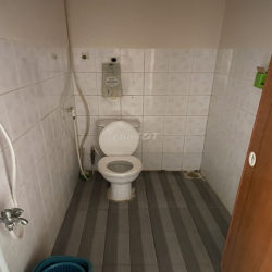 Mặt tiền Nguyễn Trung Trực, DT 5x16m, 1 trệt 2 lầu, vị trí trung tâm