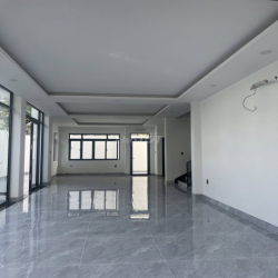 BIỆT THỰ RỘNG 10*22 1T2L MỚI 100% KDC AN NINH LIÊN PHƯỜNG CAO TỐC PLB