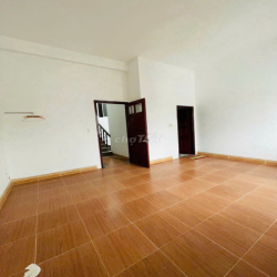 CHO THUÊ NHÀ TRỆT 3 LẦU MT BÙI QUANG TRINH, CHỢ 586,  CẦN THƠ12 TRIỆU