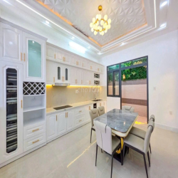 ✨CHO THUÊ BIỆT THỰ SÂN VƯỜN ĐẲNG CẤP – XUÂN THỦY QUẬN 2 DT 1700M2 ✨