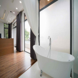 - CHO THUÊ VILLA 3 TẦNG MT KHUÊ MỸ GẦN FURAMA