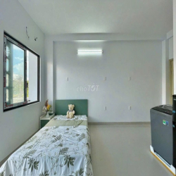 Căn hộ studio ban công, full nội thất, 25m2- Ngay đường Võ Văn Ngân