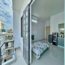 Căn hộ studio ban công, full nội thất, 25m2- Ngay đường Võ Văn Ngân