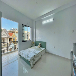 Căn hộ studio ban công, full nội thất, 25m2- Ngay đường Võ Văn Ngân