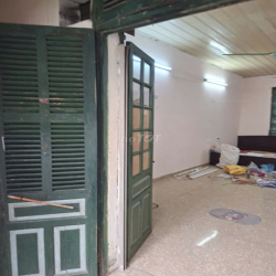 Cần cho thuê căn hộ tập thể tầng 3