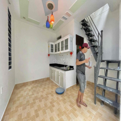 CHO THUÊ KIOT 1 TRỆT + 1 LẦU SẴN MÁY LẠNH FULL NỘI THẤT CHO ANH CHỊ EM